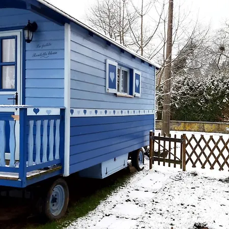 Charming Caravan Near Hamois With Garden Scy