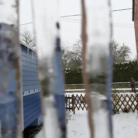 Charming Caravan Near Hamois With Garden