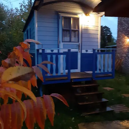 Charming Caravan Near Hamois With Garden *