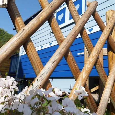 Charming Caravan Near Hamois With Garden Scy