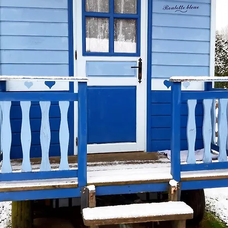 Charming Caravan Near Hamois With Garden